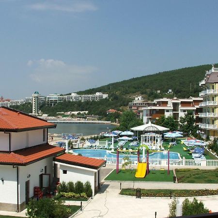 Appartement Apartamens For Rent At The Beach Bulgaria à Sveti Vlas Extérieur photo
